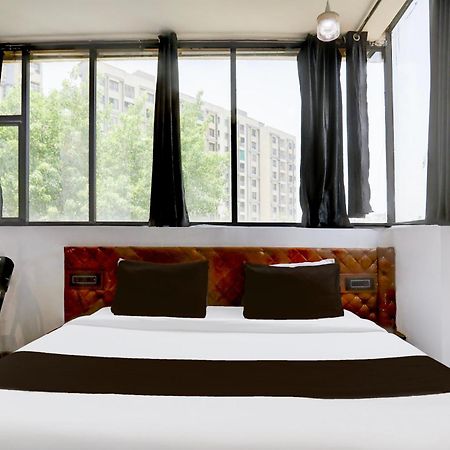בהופאל Super Hotel O Mp Nagar Near Rachna Tower מראה חיצוני תמונה