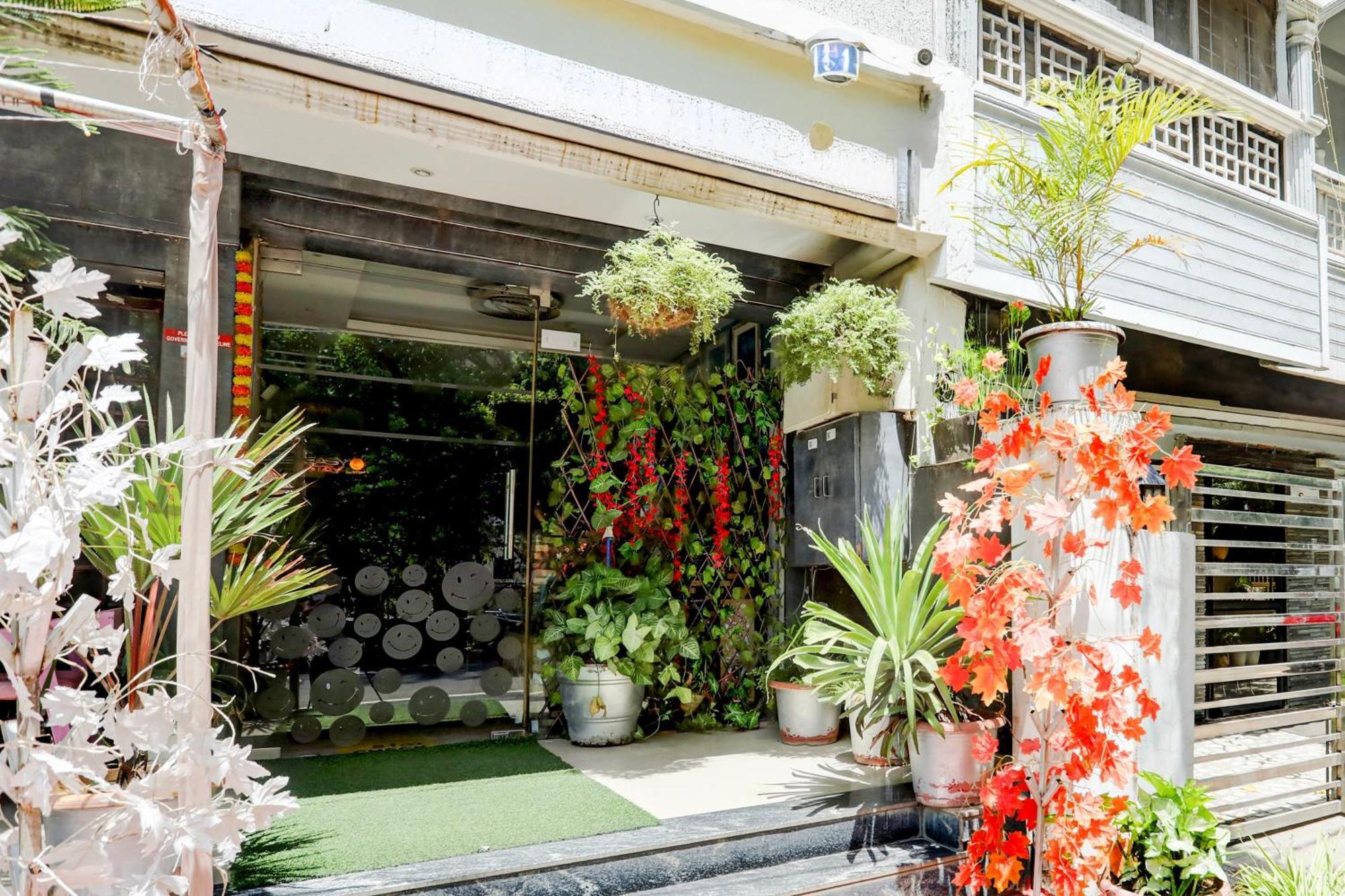 בהופאל Super Hotel O Mp Nagar Near Rachna Tower מראה חיצוני תמונה
