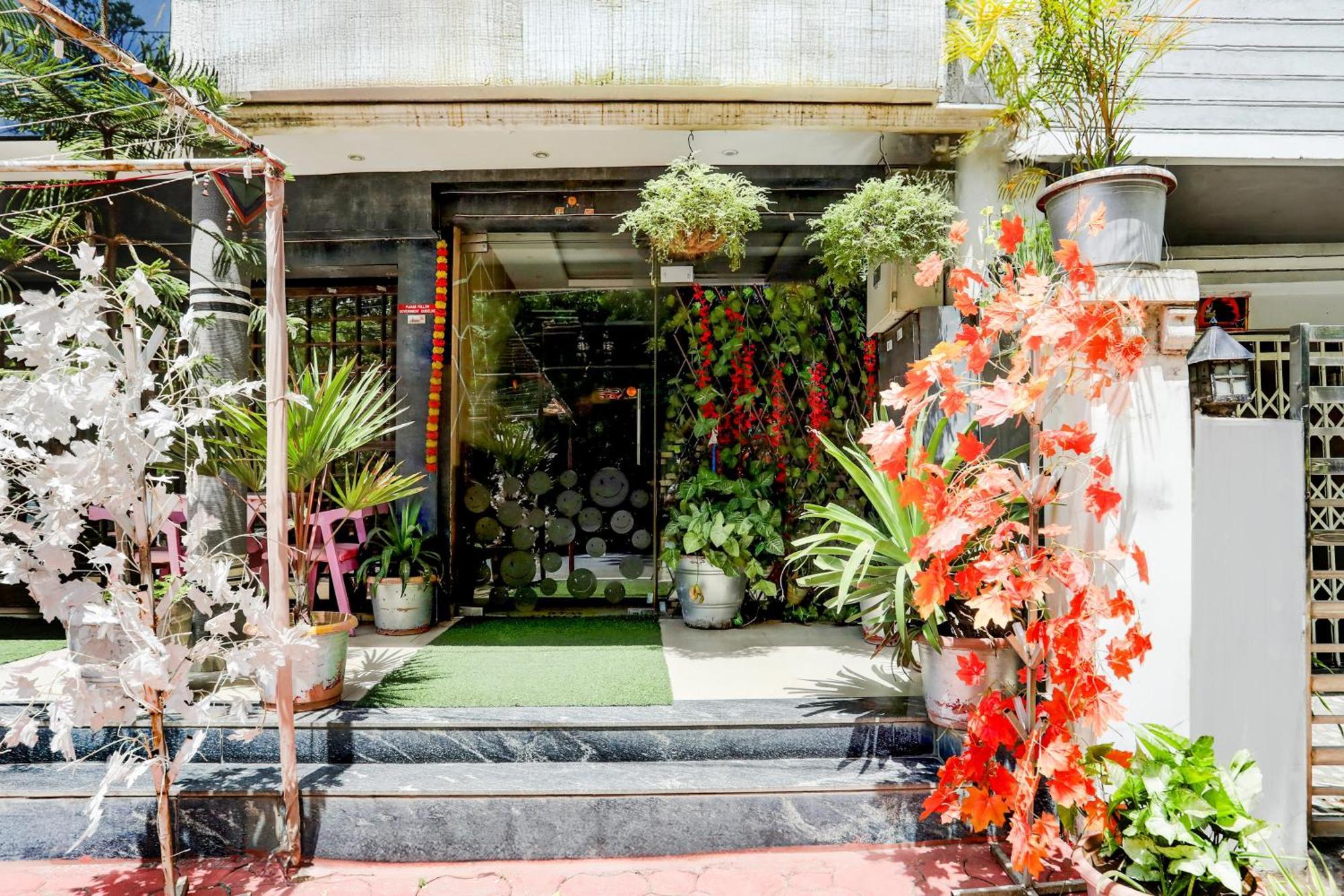 בהופאל Super Hotel O Mp Nagar Near Rachna Tower מראה חיצוני תמונה